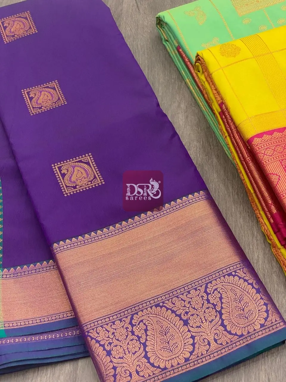 Vairaooshi Body Butta Sarees