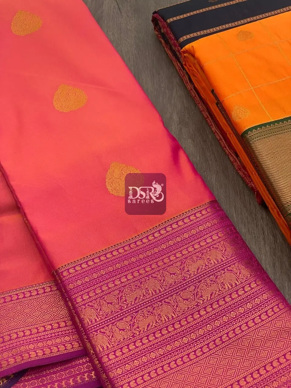 Vairaooshi Body Butta Sarees