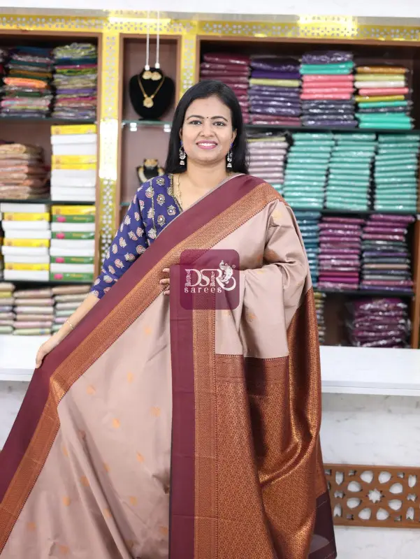 Semi Retta Patta Saree