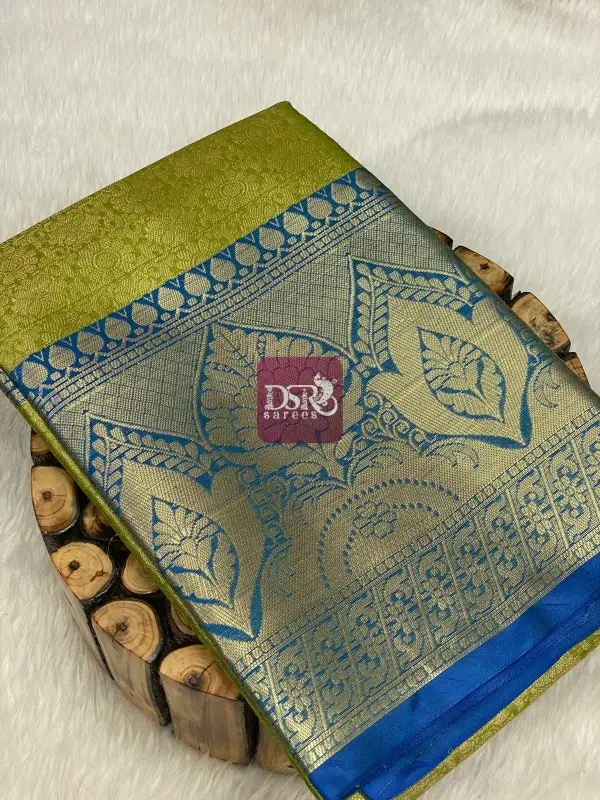 899 Banarasi Sarees